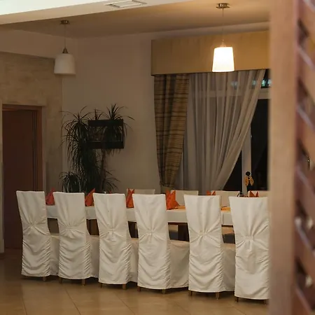 Marand Hotel